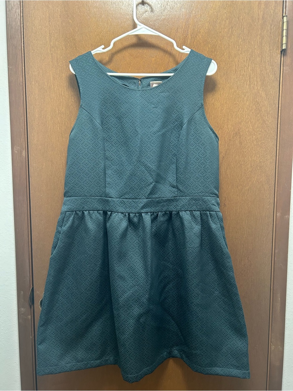 Textured Sleeveless Fit-and-Flare Dress - Dark Green